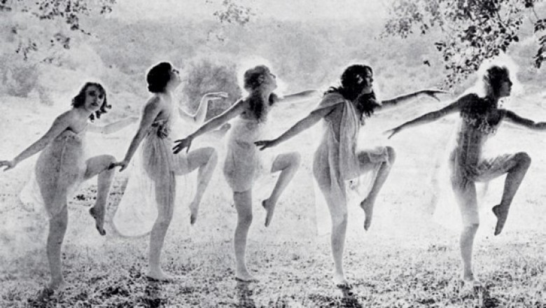 Top 5 Dancers of Contemporary Dance in the 20th Century.