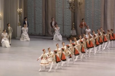 Vaganova Ballet Academy students in the Kremlin