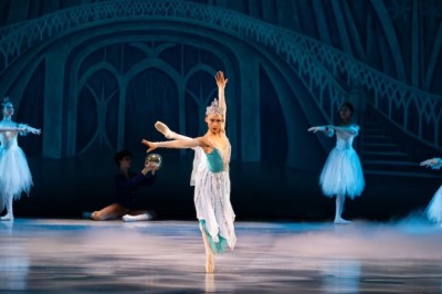 Snow Queen: A Mesmerizing Ballet Adventure by Bayer Ballet